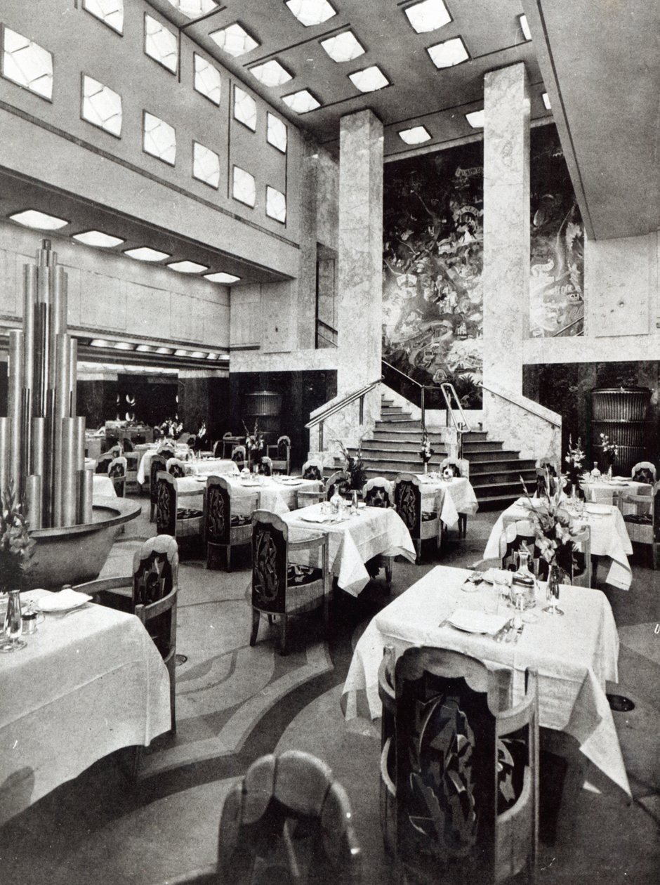 Spisestue på Ocean Liner Ile de France, 1926 av French Photographer