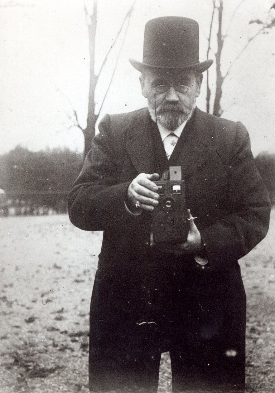 Emile Zola tar et bilde av French Photographer