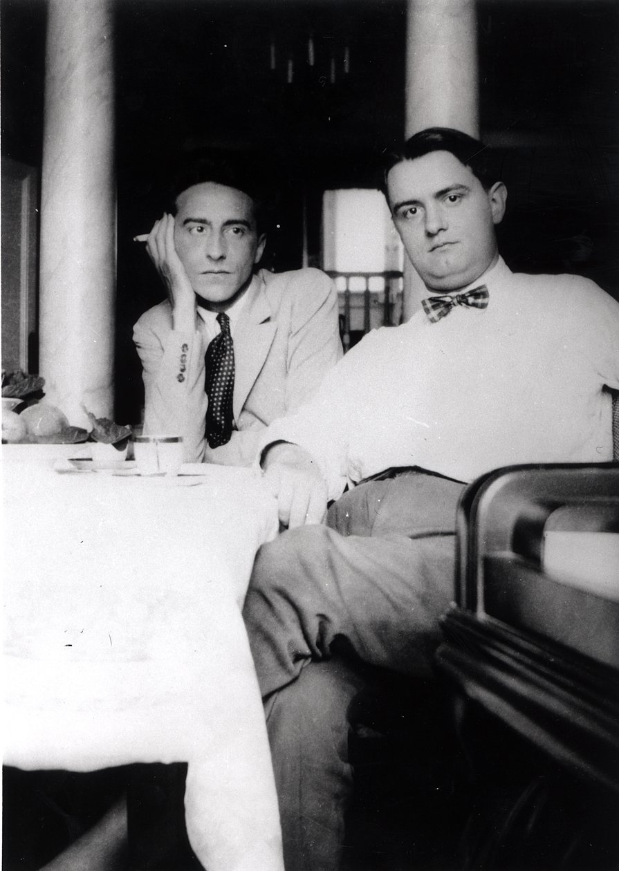 Jean Cocteau (1889-1963) og Georges Auric (1899-1983) ved Villefranche sur Mer, 1924 av French Photographer