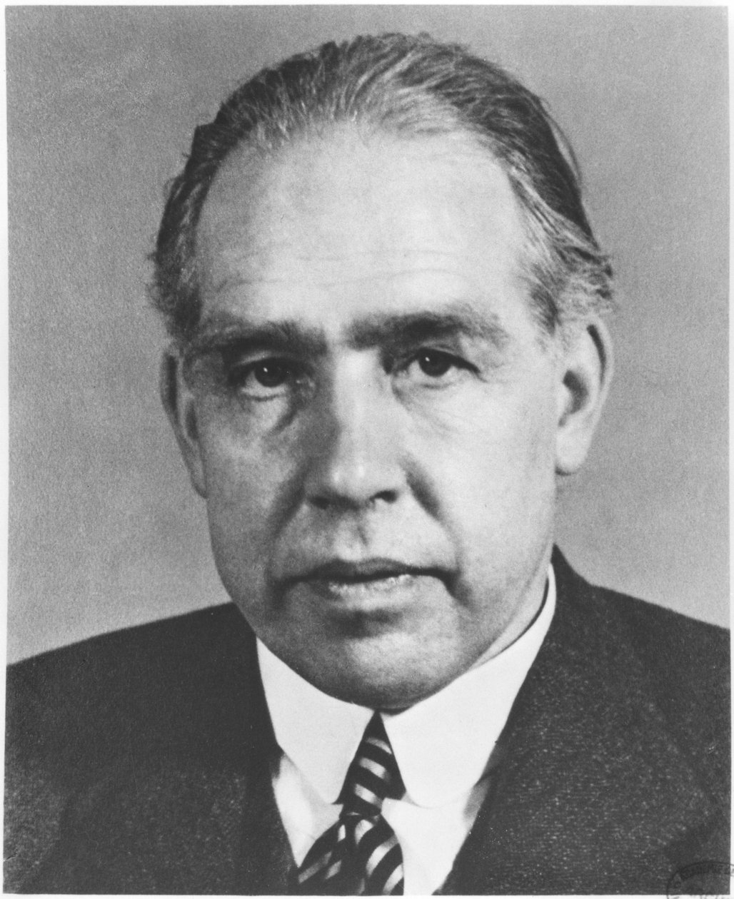 Niels Bohr (1885-1962) ca. 1922 av French Photographer