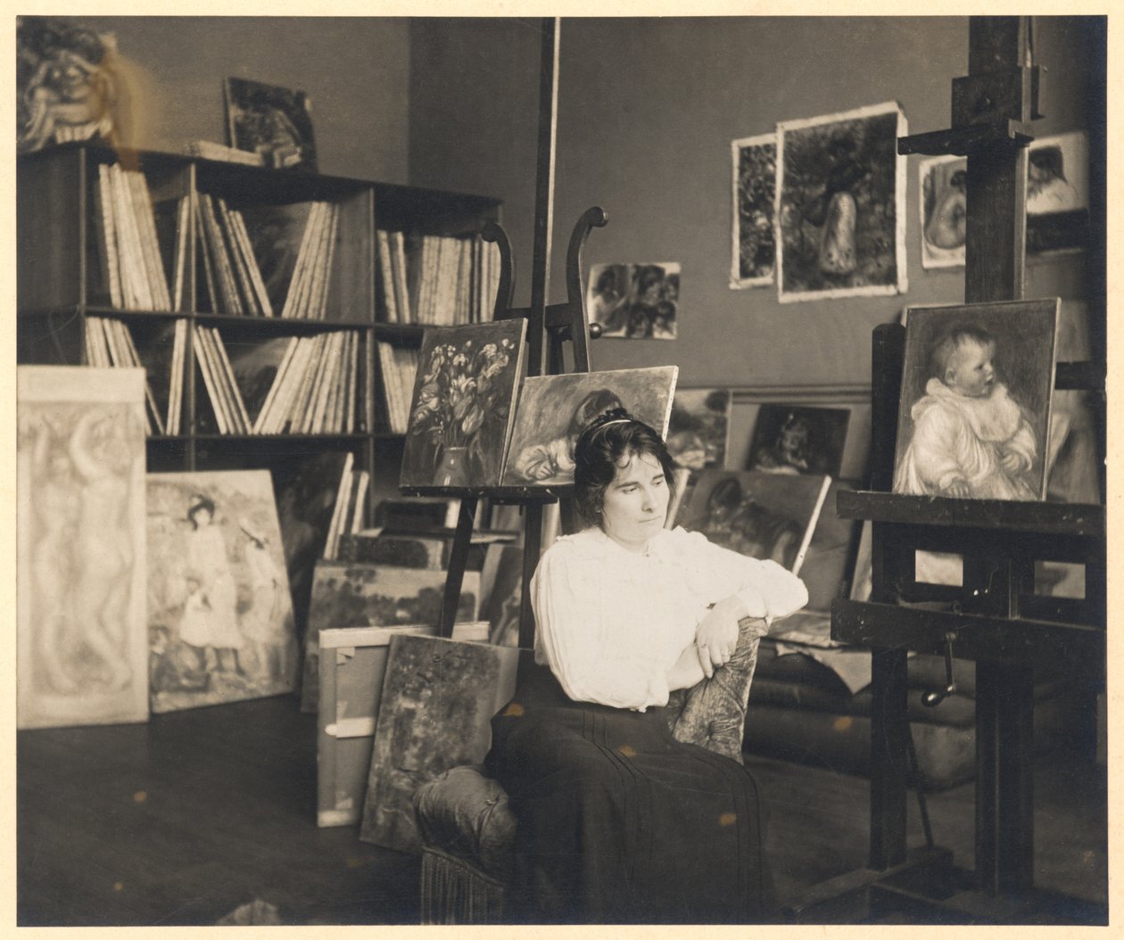 Portrett av Gabrielle Renard (1878-1959) av French Photographer