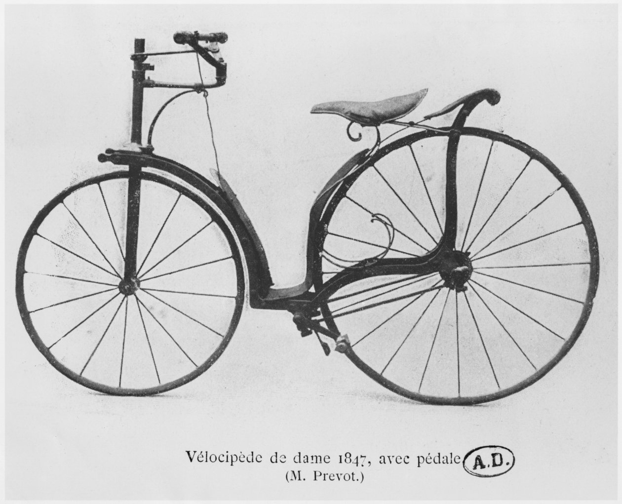 Velocipede for en dame designet i 1847, med pedaler av French Photographer