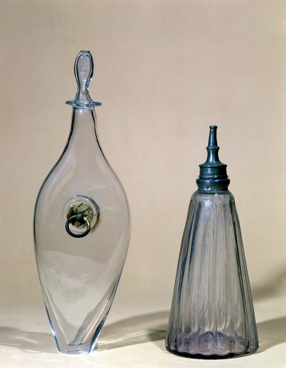 Babyflasker, 1700-1800-tallet (glass) av French School