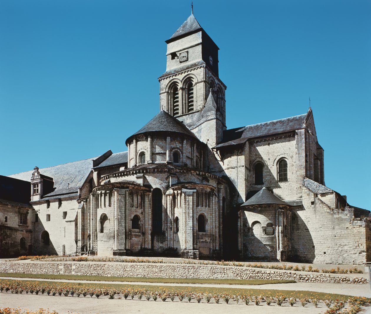 Eksteriør av klosterkirken av French School