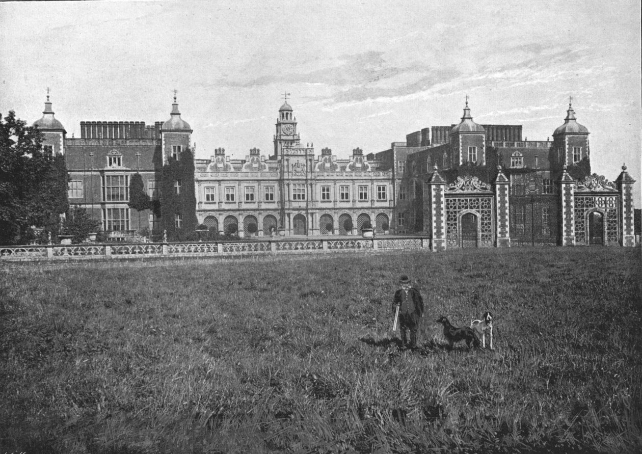 Hatfield House, sørfront, ca 1900 av G. W. Wilson and Company