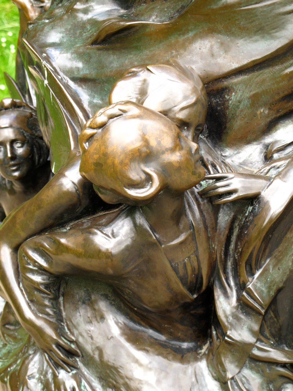 Feer, detalj fra Peter Pan-statuen, 1912 (bronse) av George James Frampton