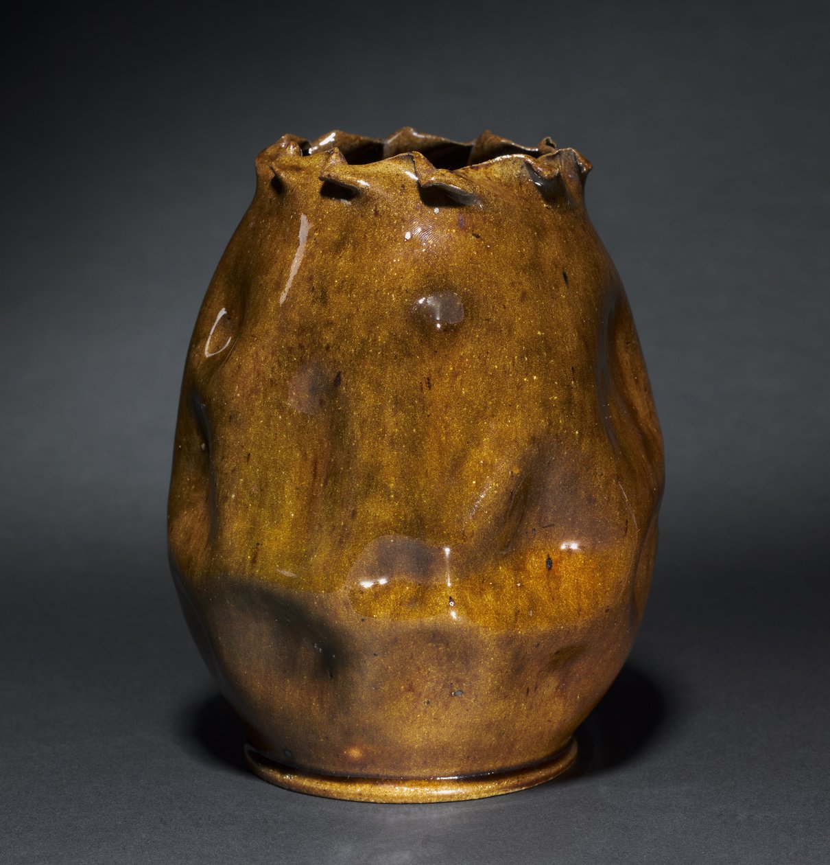 Vase, ca. 1900 (steintøy) av George E. Ohr