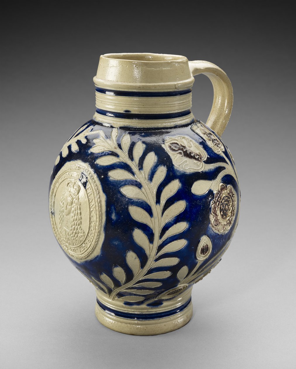 Kanne, c. 1689-1702 (saltglasert steintøy) av German School