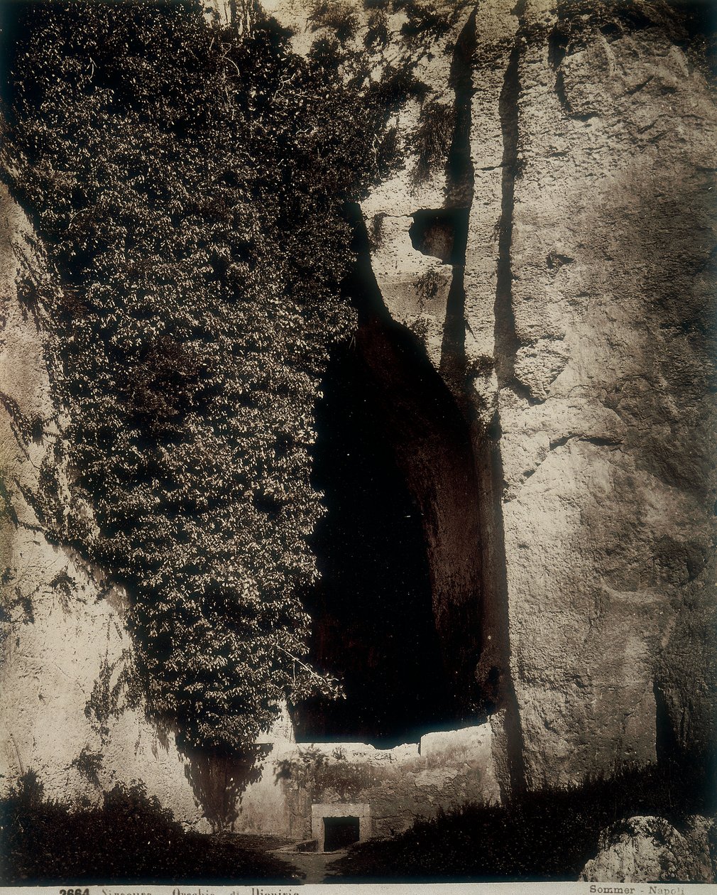 Syracuse: "Ear of Dionysius" av Giorgio Sommer