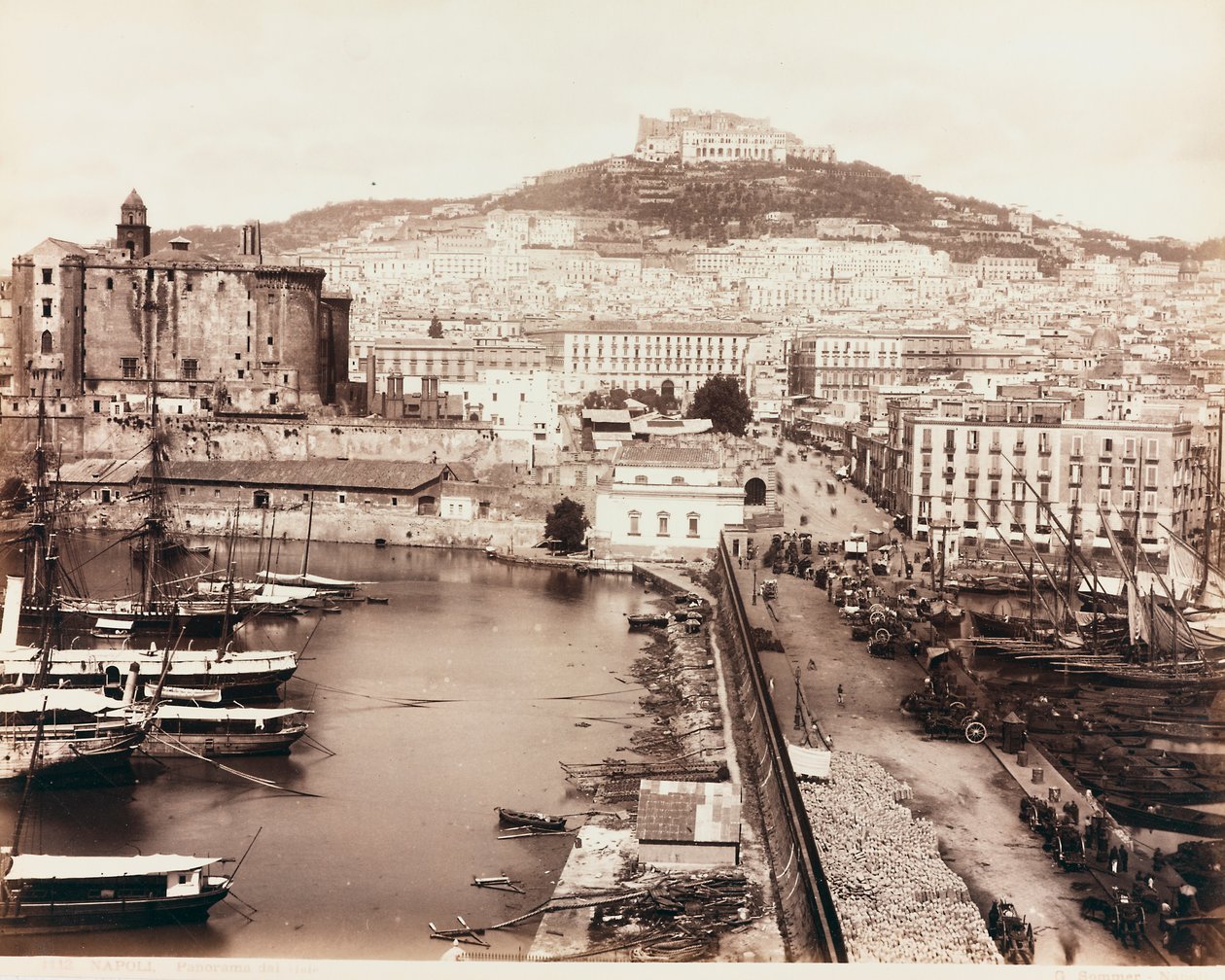 Utsikt over Napoli av Giorgio Sommer