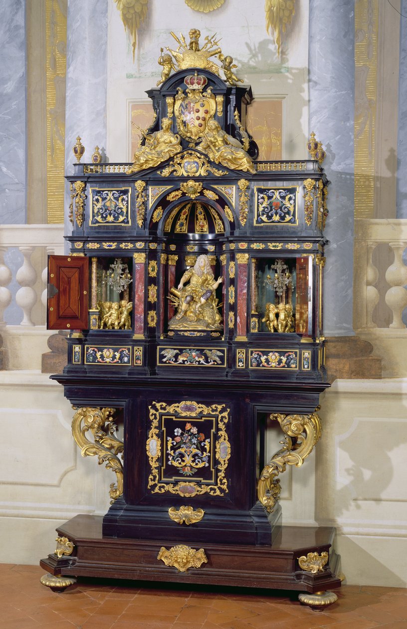 Kabinett til kurfyrsten Palatine, ca. 1704 (ibenholt, forgylt bronse, perlemor og pietre dure) av Giovanni Battista Foggini