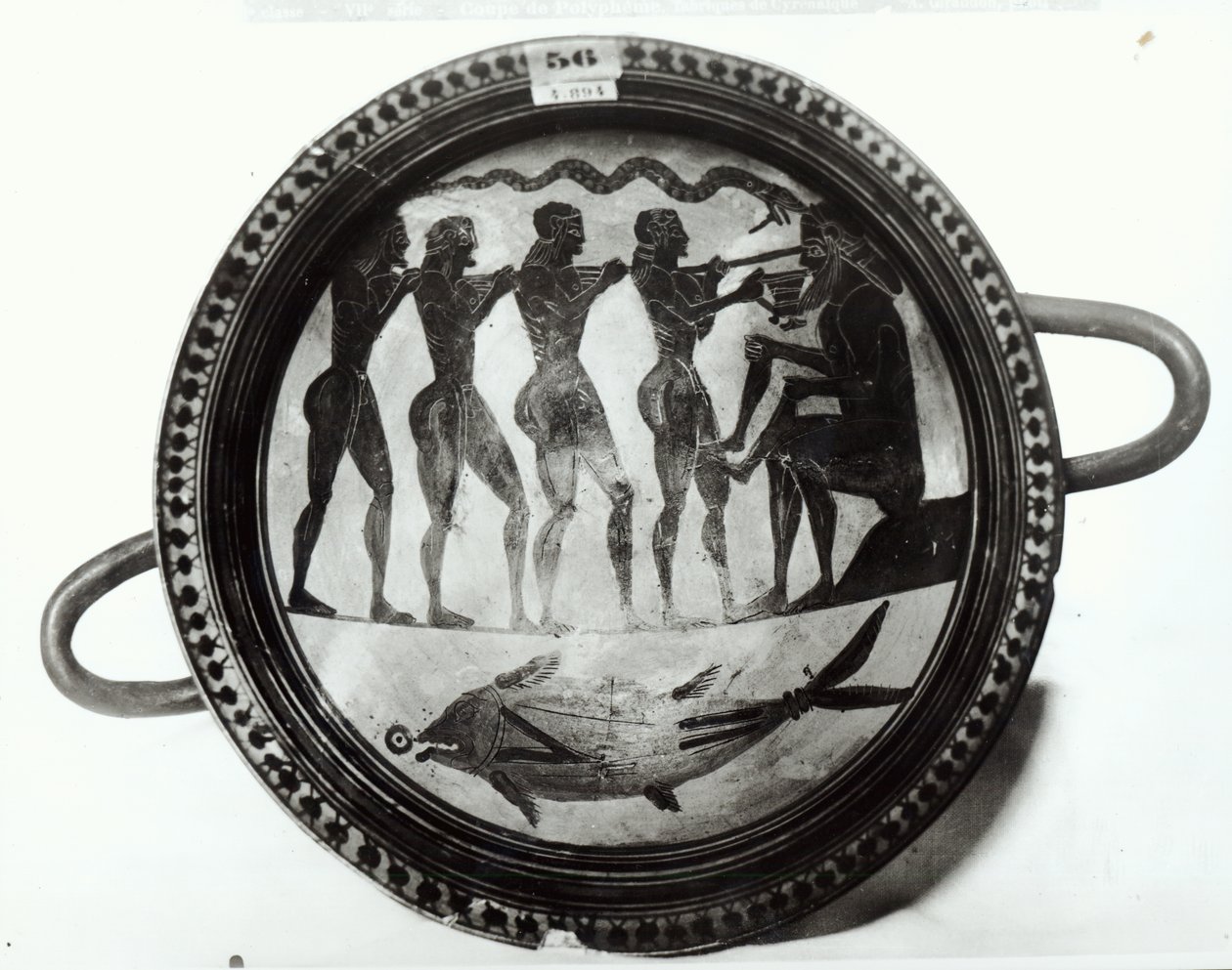 Beger som viser Ulysses og hans følgesvenner som blender Polyphemus (keramikk) (se også i farge FLA 168743) av Greek