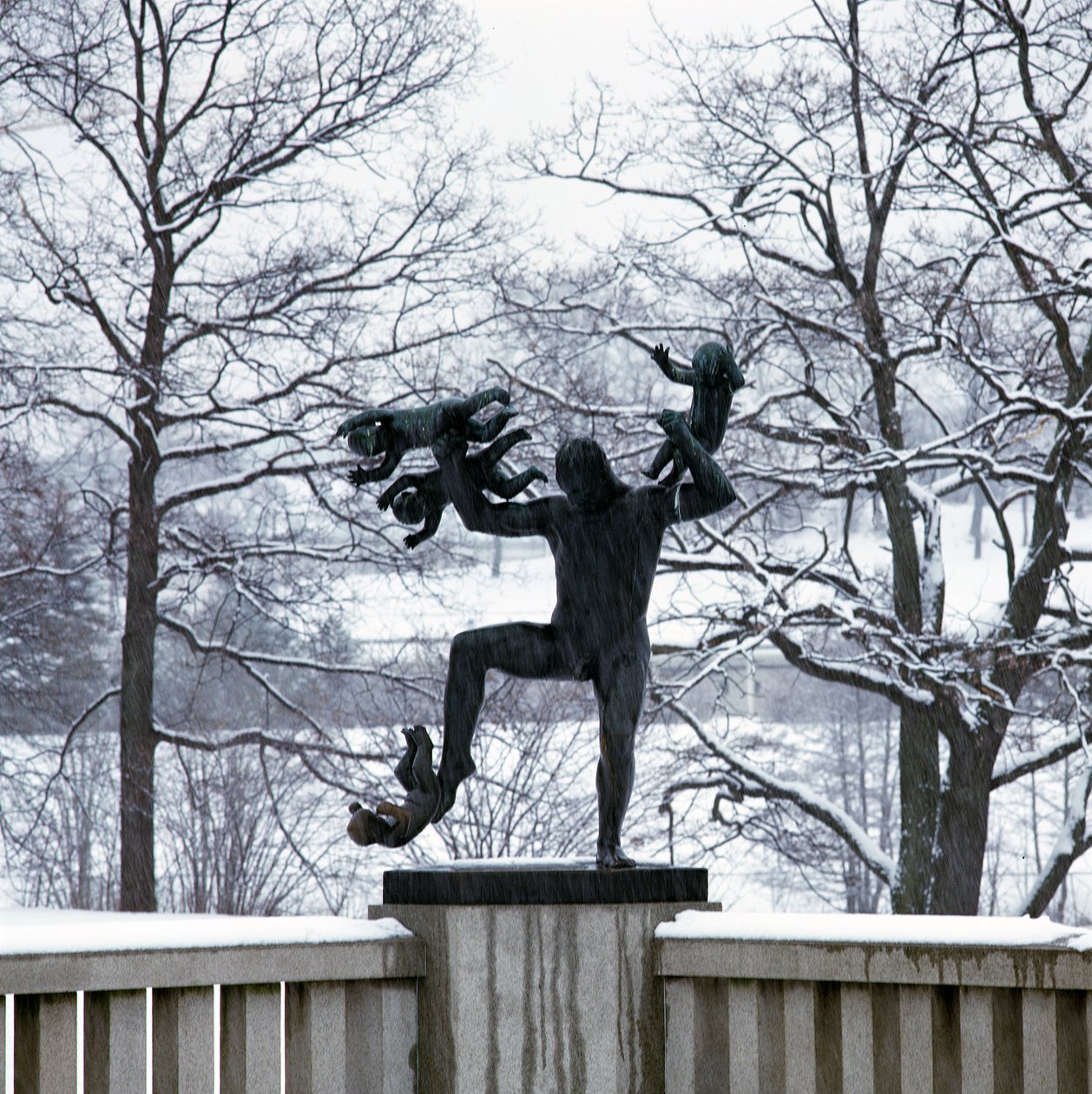 Frustrasjon (granitt) av Gustav Vigeland
