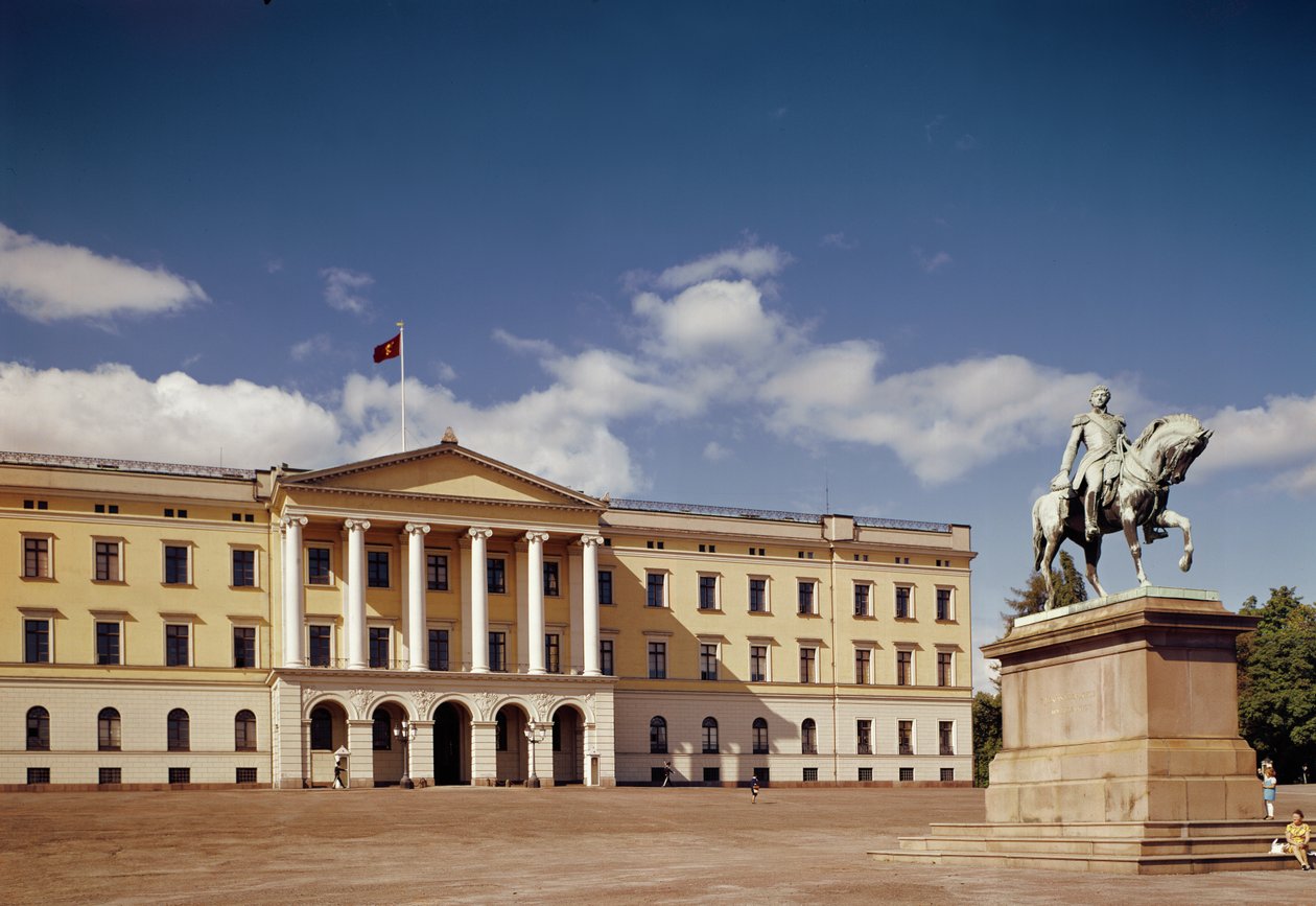 Utsikt over det kongelige slott, bygget 1825-48 av Hans Ditlev Franciscus Linstow
