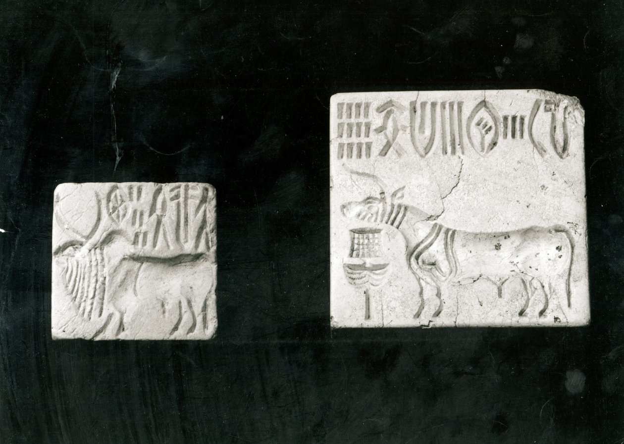 To dekorerte segl som viser en sebu og en okse, fra Mohenjodaro, protohistorisk av Harappan