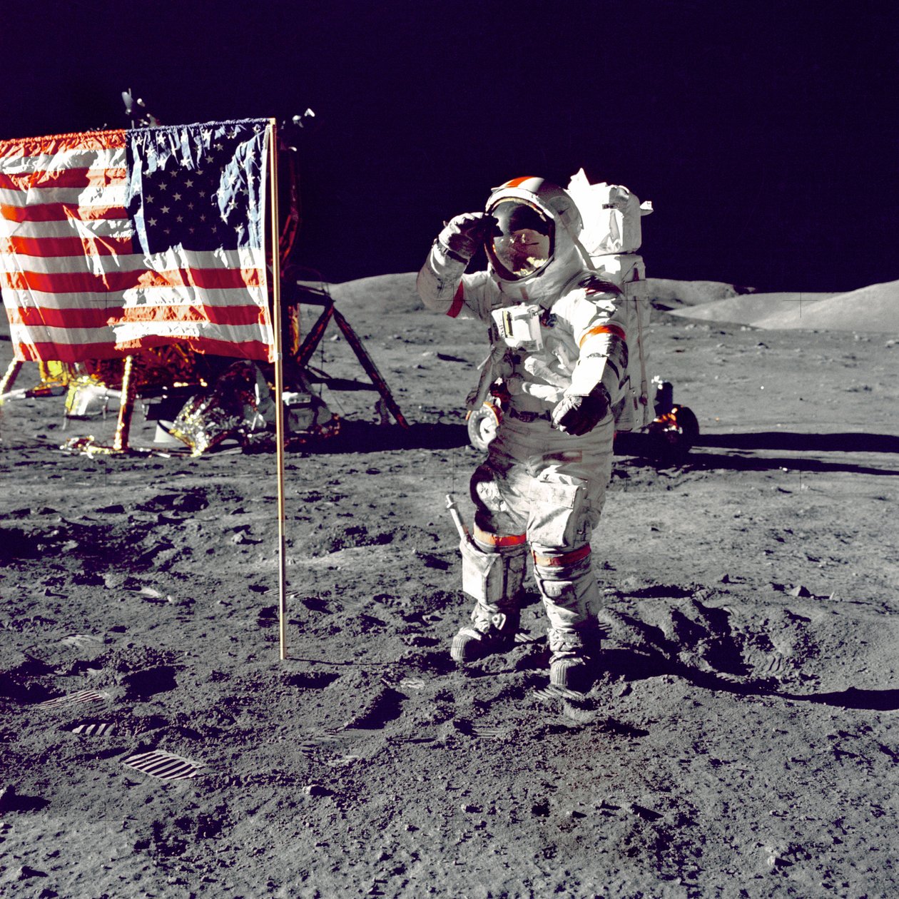Cernan Jump Salutes Flag, 1972. av Harrison Schmitt