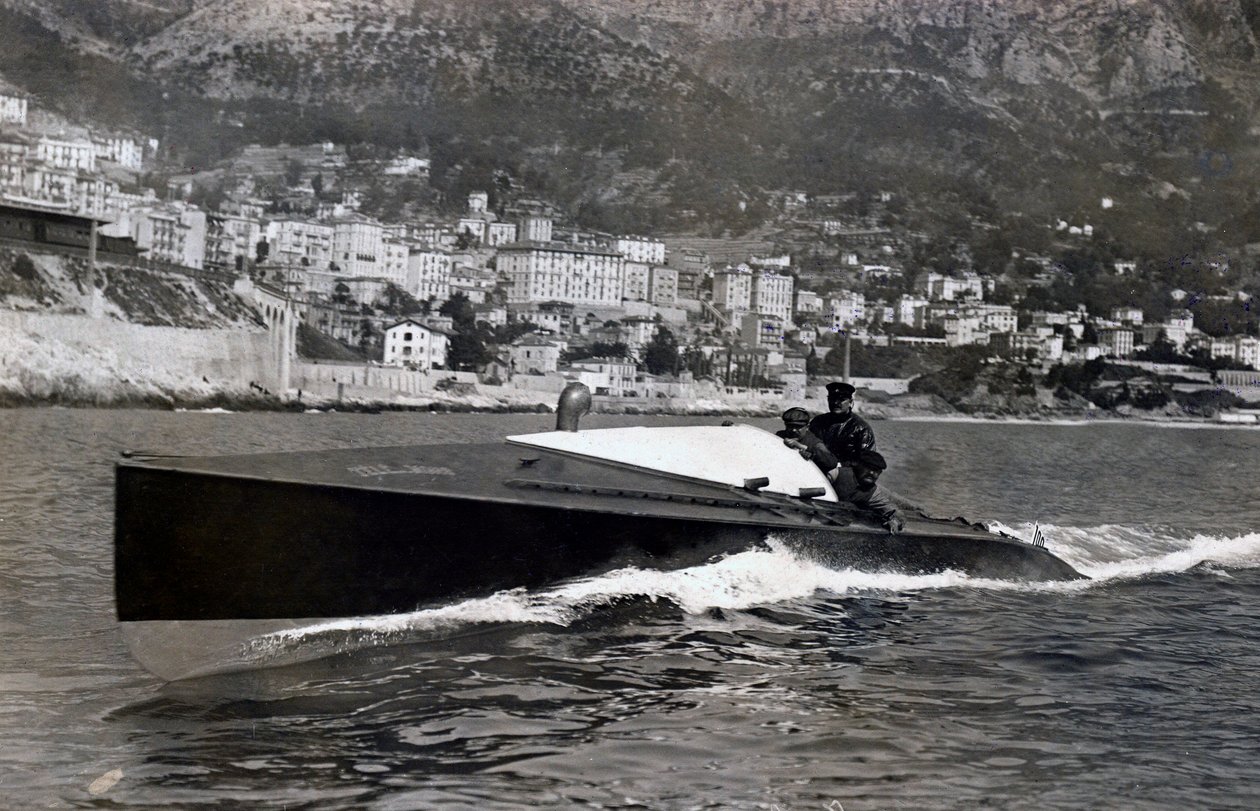 Motorbåten "Meeting de Monaco". av Henri Royer