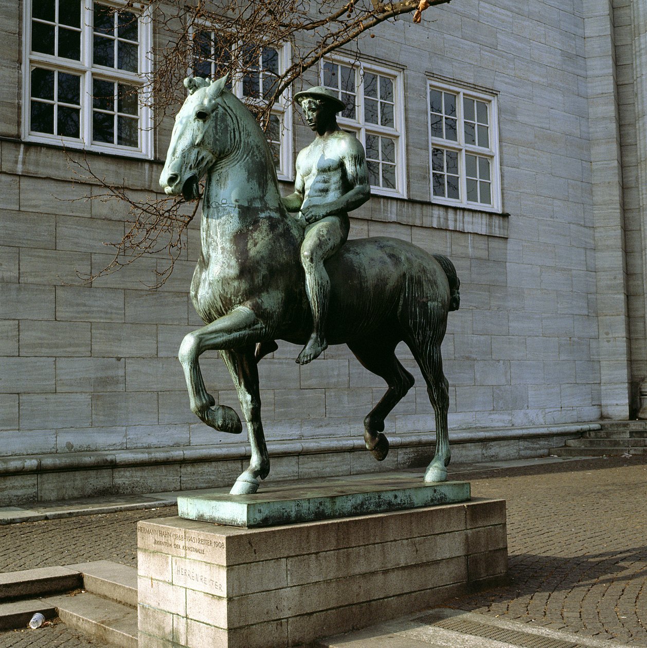 The Rider, 1908 (bronse) av Hermann Hahn
