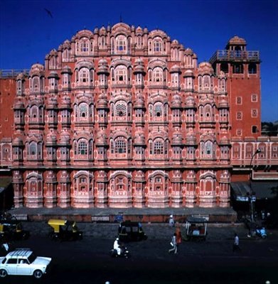 Hawa Mahal (Palace of the Winds) bygget i 1799 (se også 208425 og 208426) av Indian School