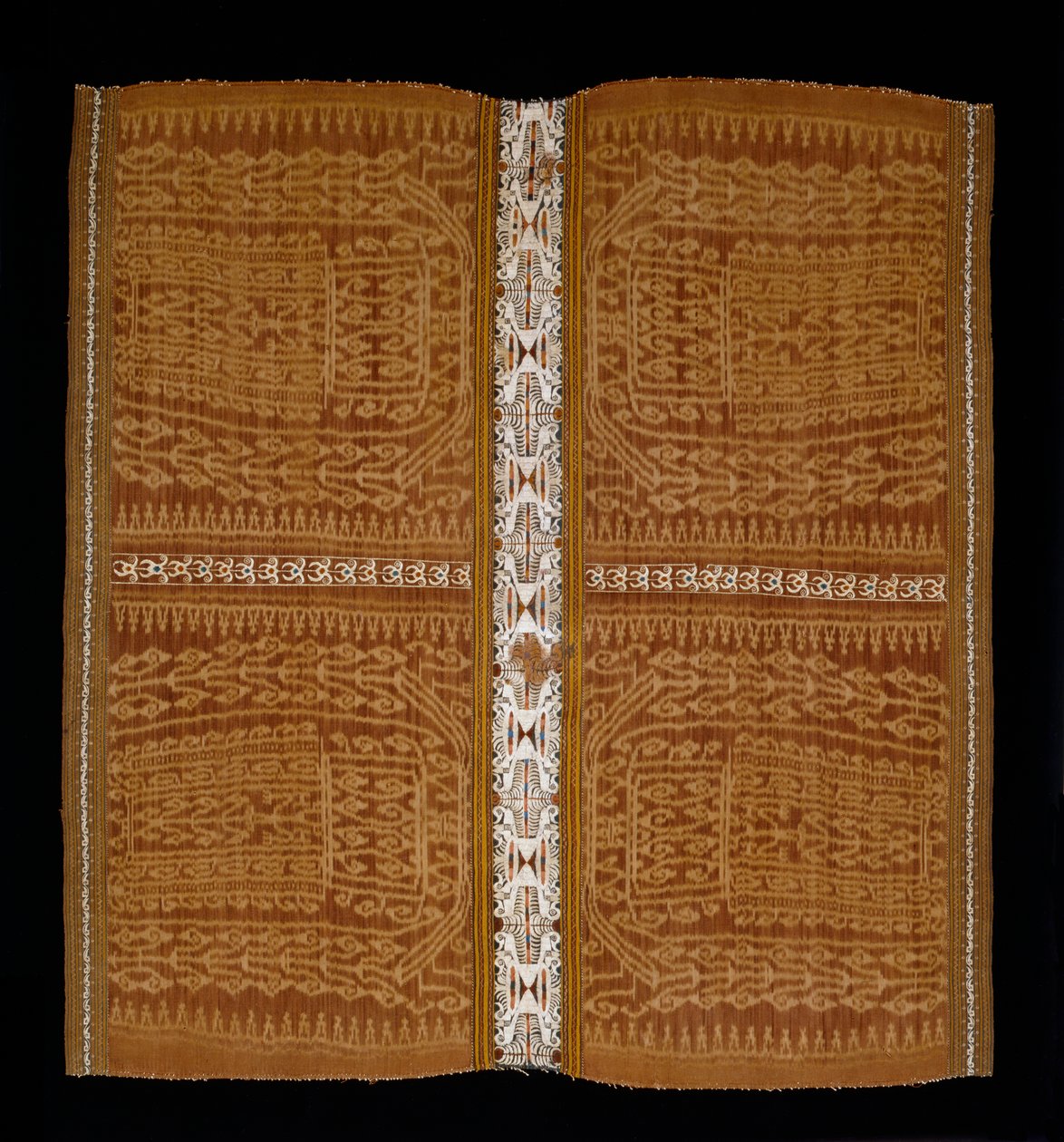 Seremoniell skjørt, Sumatra (silke og brodert bomull) av Indonesian School