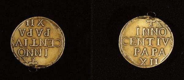 Segl fra en pavelig okse av pave Innocent XII (1615-1700) (bly) av Italian School