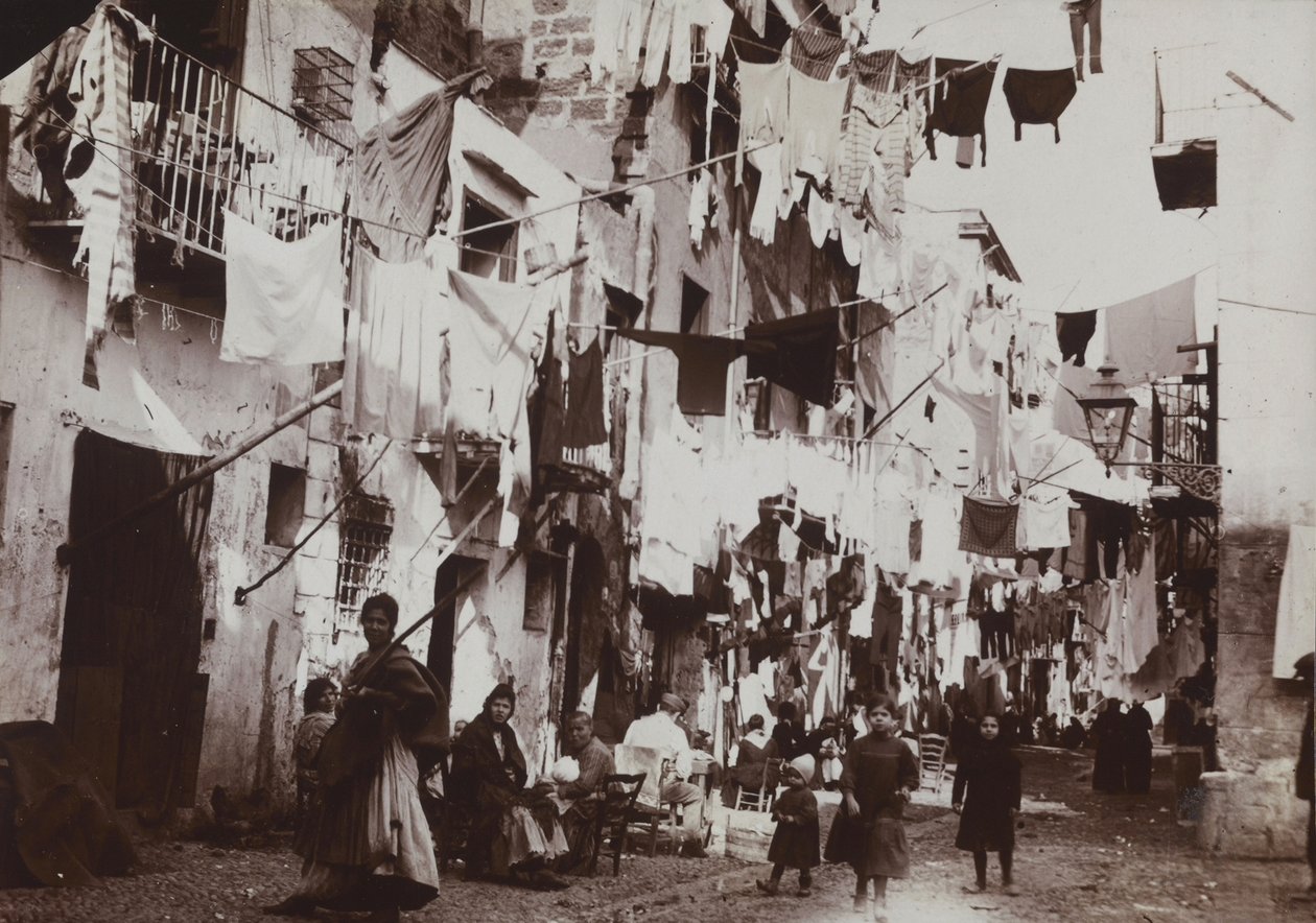 En karakteristisk gate i Palermo, 1920 av Italian Photographer