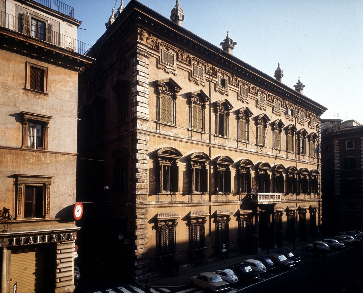 Madame-palasset i Roma. av Italian School
