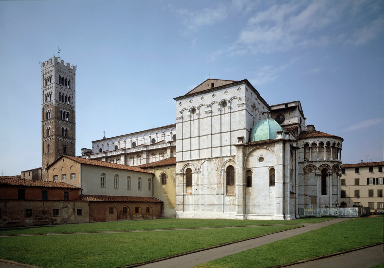 Utsikt over Lucca katedral av Italian School