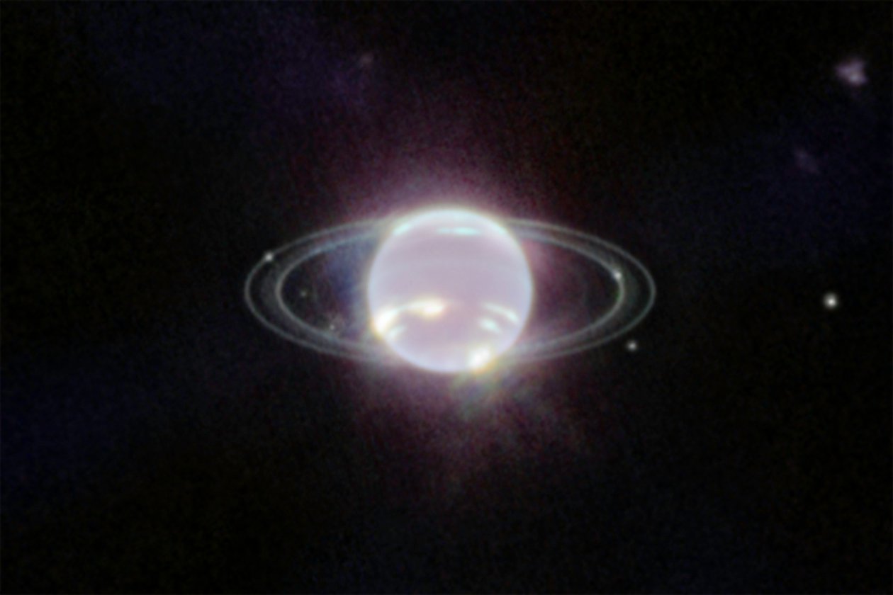 Neptun nærbilde (NIRCam) av James Webb Space Telescope (NASA)