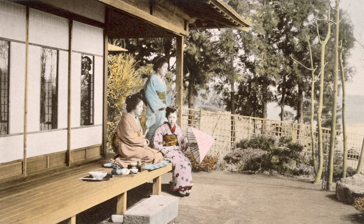 Damer hjemme (håndfarget bilde) av Japanese Photographer