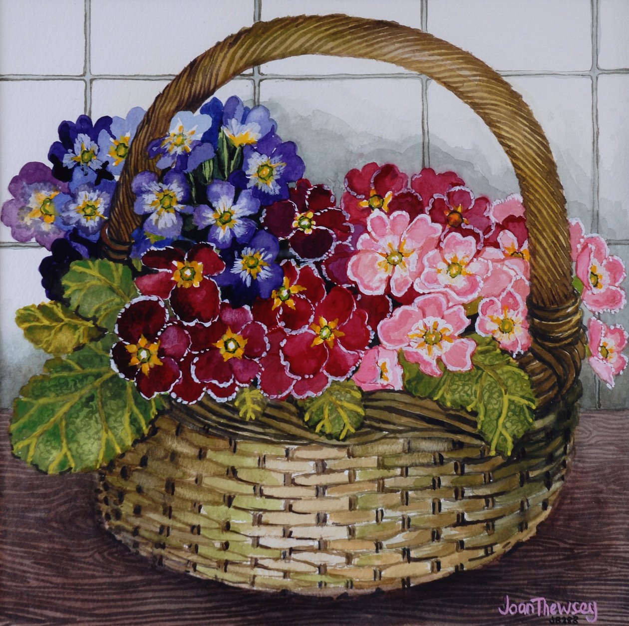 Red Mauve og Pink Primroses in a Basket 2012 av Joan Thewsey