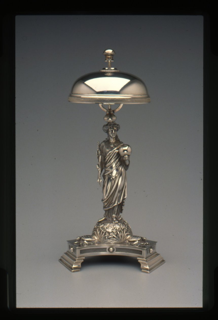 Middagsklokke, ca. 1860-70 (sølv) av John Bogert