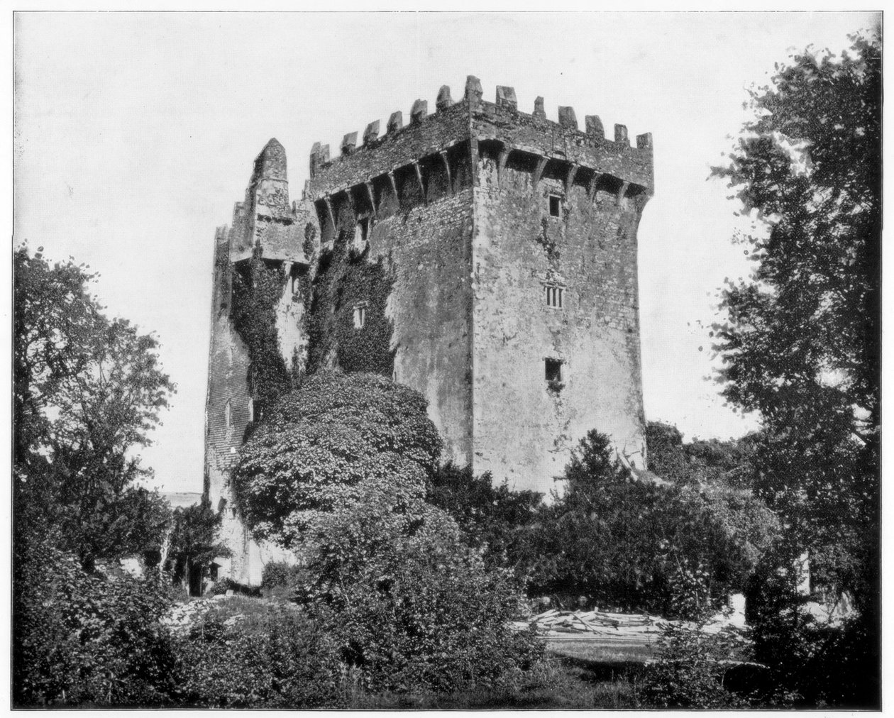 Blarney Castle, Irland, 1800-tallet. av John L. Stoddard