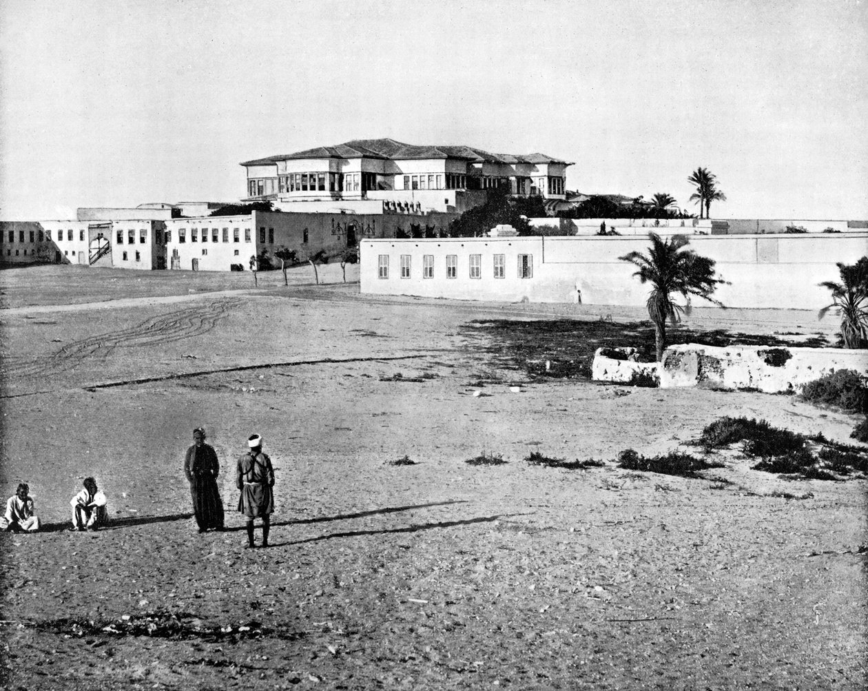 Palace and Harem, Alexandria, Egypt, 1893. av John L. Stoddard