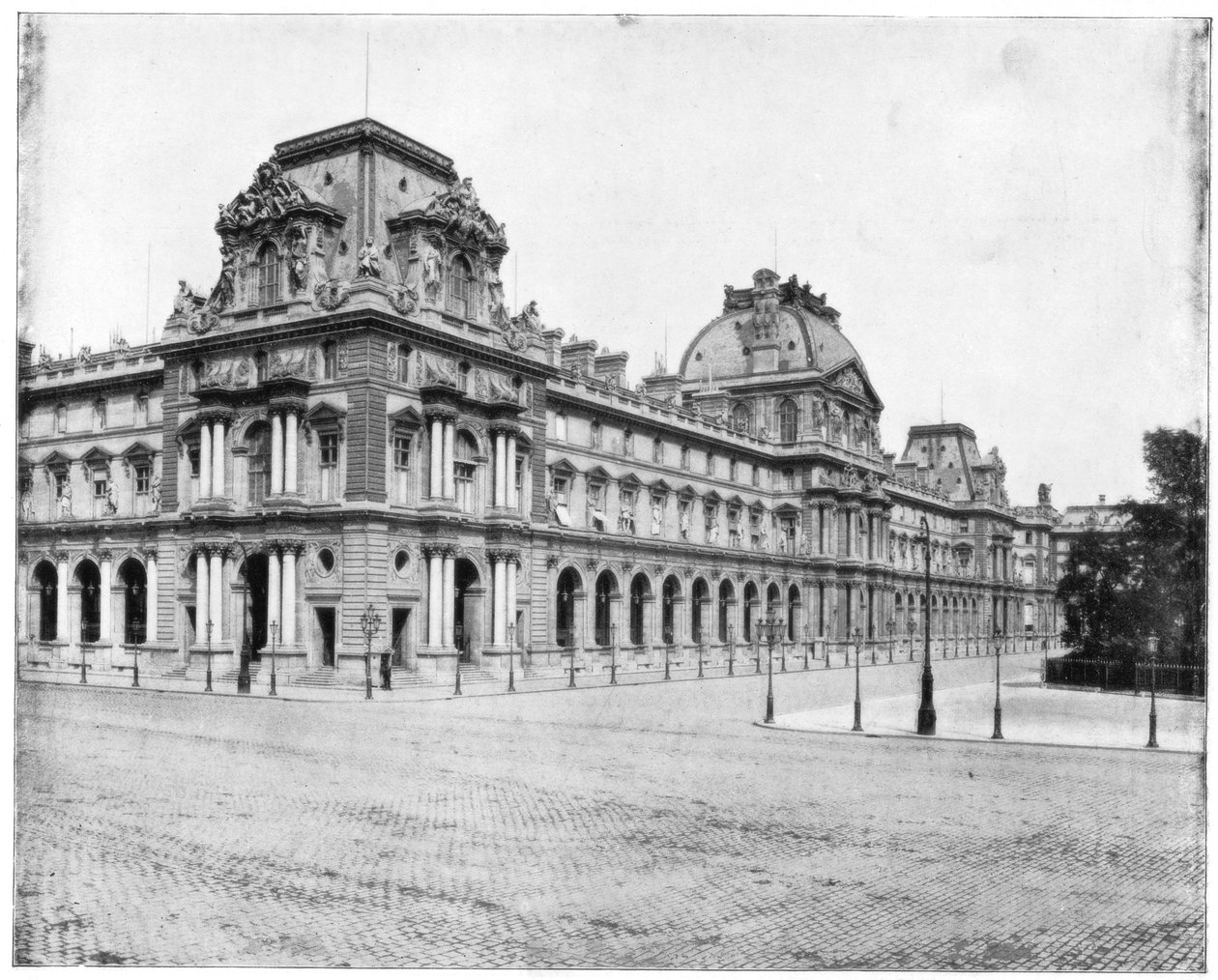 Louvre, Paris, sent på 1800-tallet av John L. Stoddard
