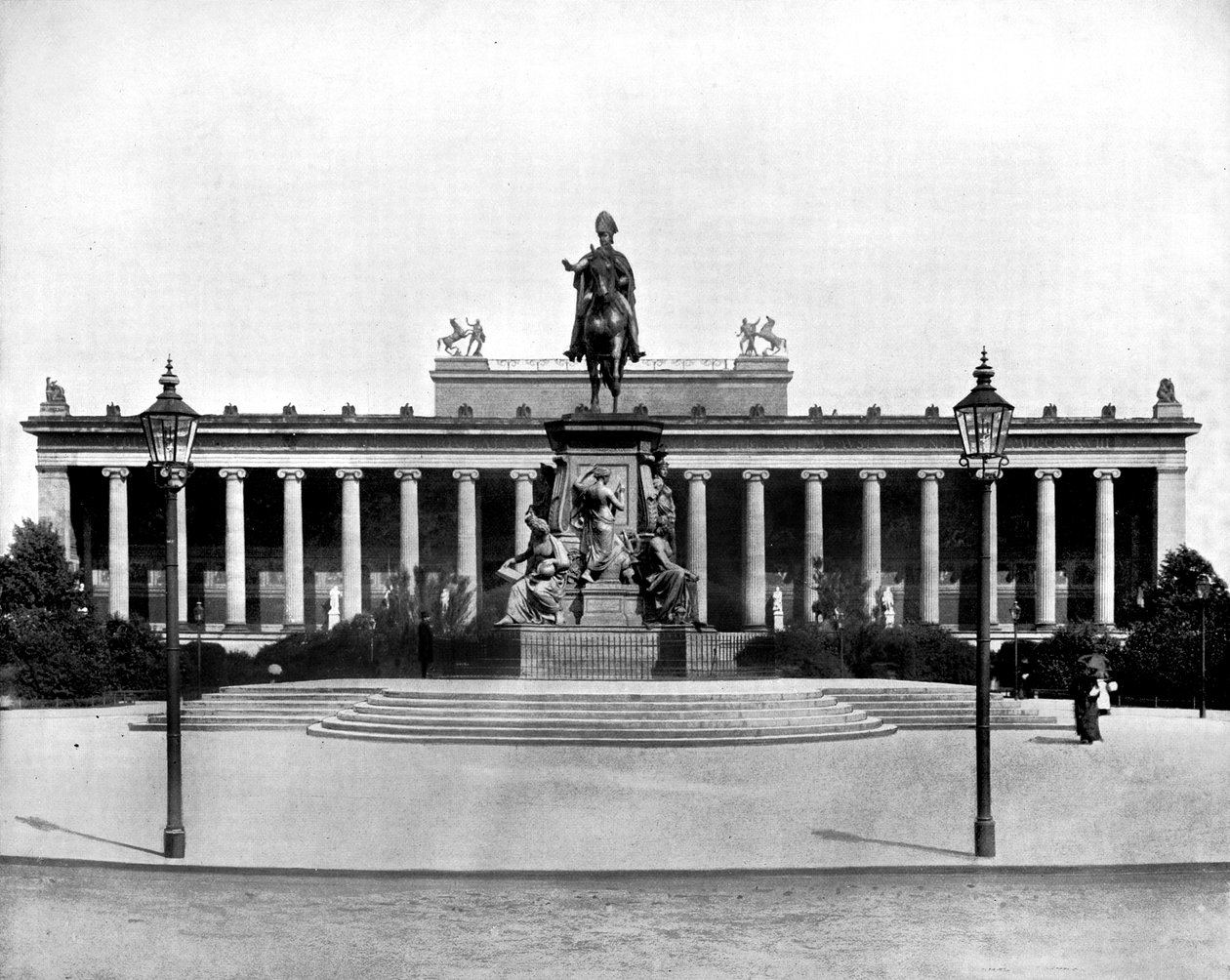 Det kongelige museum, Berlin, 1893. av John L. Stoddard