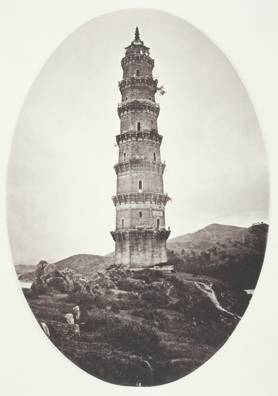 En pagode nær Chao-Chowfu, ca. 1868. av John Thomson