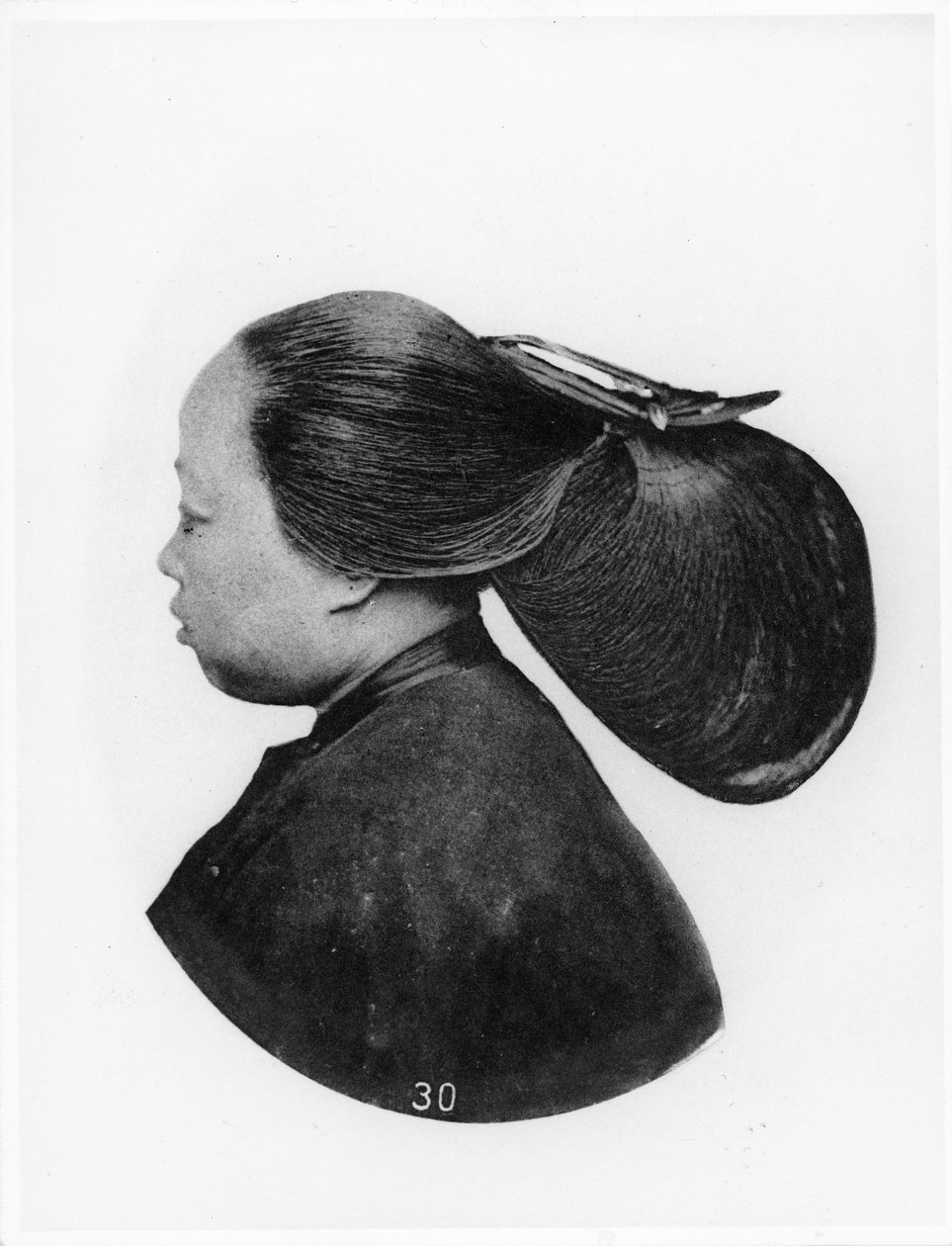 Coiffure of a Ningpo Woman, ca. 1867-72 av John Thomson
