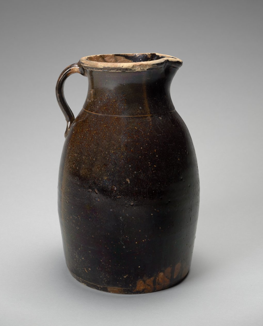 Pitcher, ca. 1873-1900 (alkalisk glasert steintøy) av Joseph C. Rushton