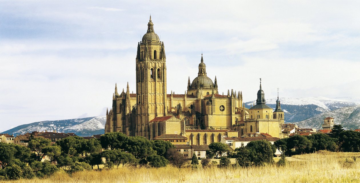 Segovia Cathedral of St. Mary av Juan Gil de Hontanon
