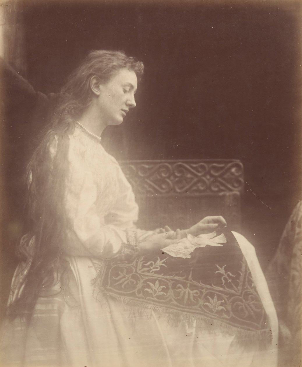 Elaine, 1874. av Julia Margaret Cameron