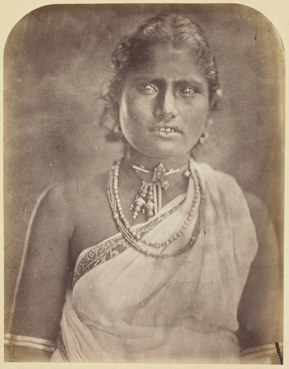 Singalesisk kvinne, 187578. av Julia Margaret Cameron