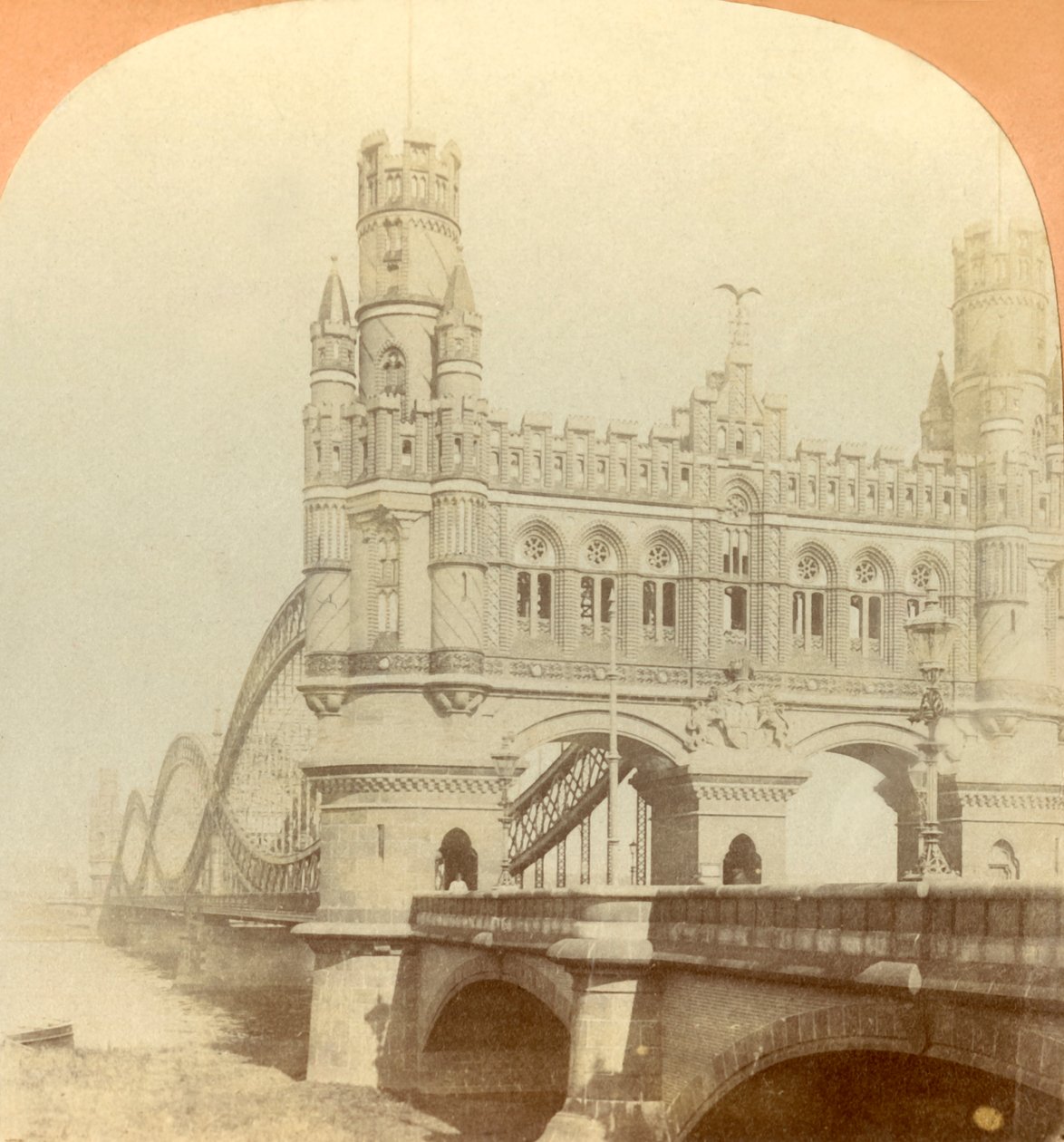 Kaiser Bridge, Hamburg, Tyskland, 1896. av Keystone View Company