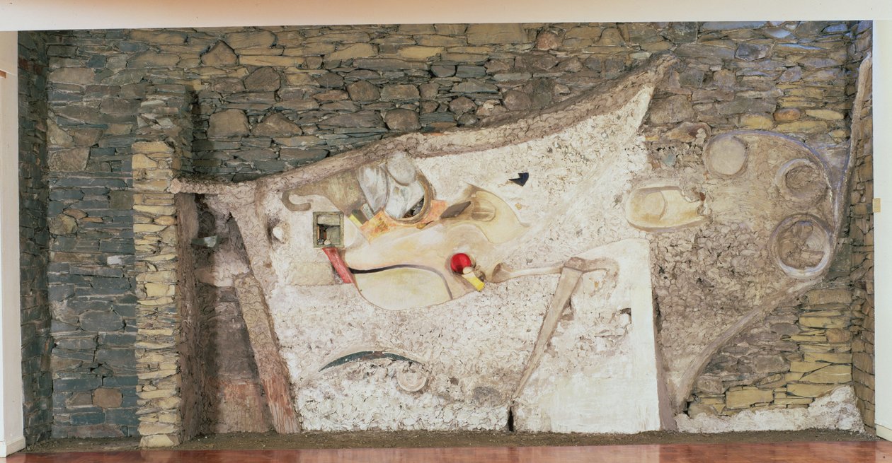 "Merzbarn" veggrelieff av Kurt Schwitters