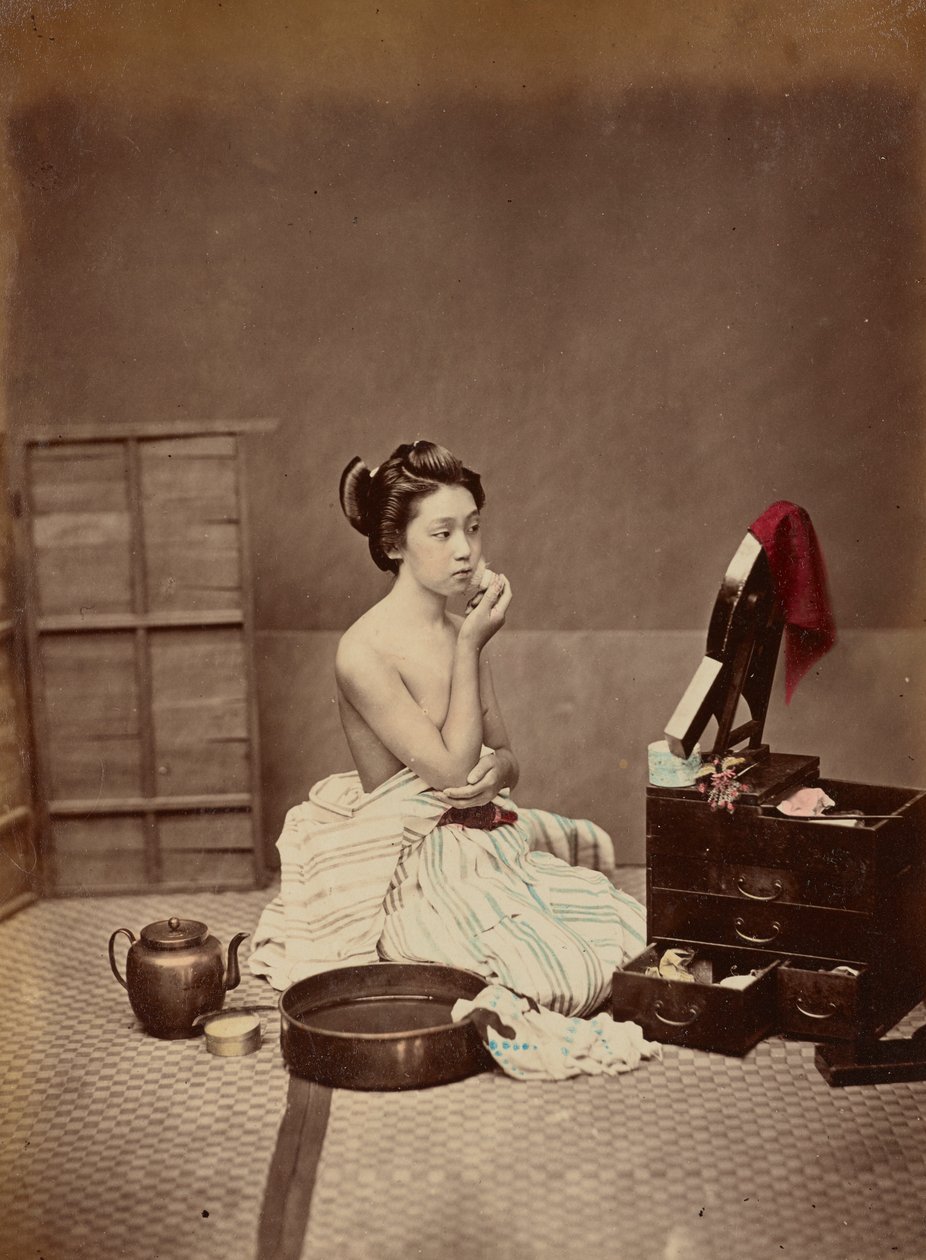 Japansk toalett, ca. 1880 av Kusakabe Kimbei
