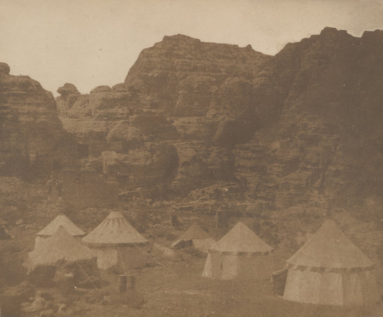 Ekspedisjonsleir, Petra, 1852. av Leavitt Hunt.