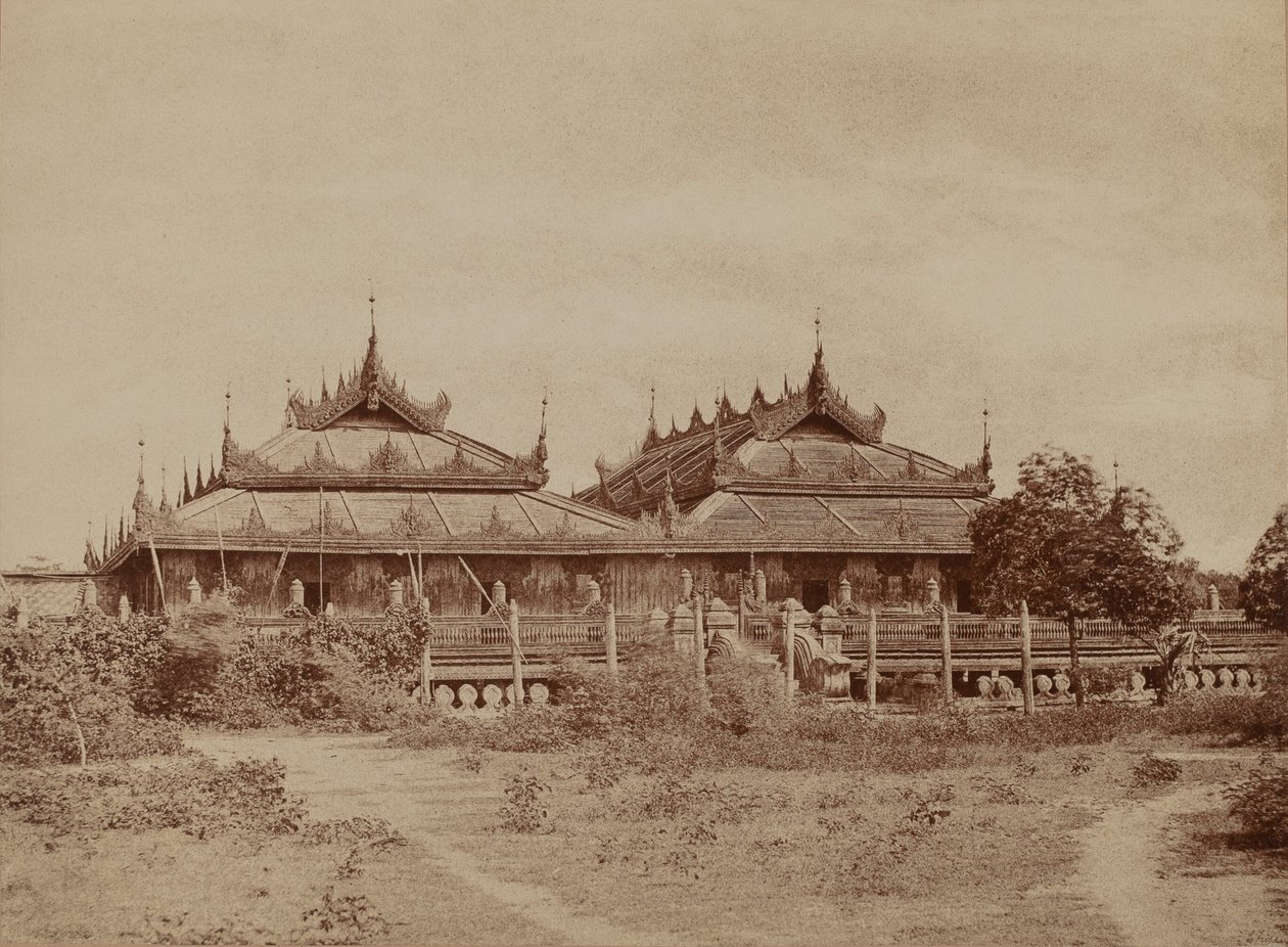 Amerapoora: Pyee road Kyoung av Linnaeus Tripe