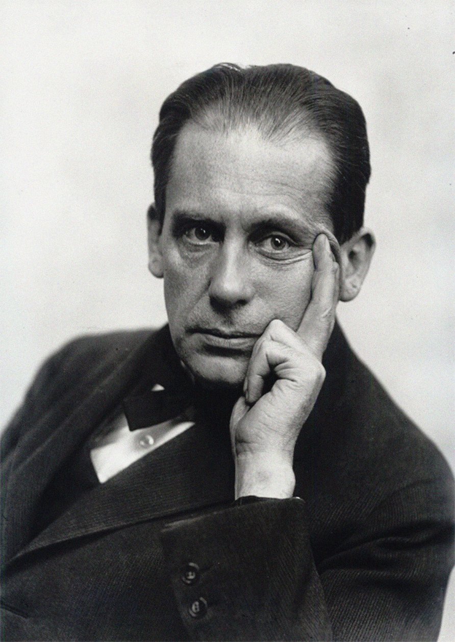 Walter Gropius, ca 1919. av Louis Held