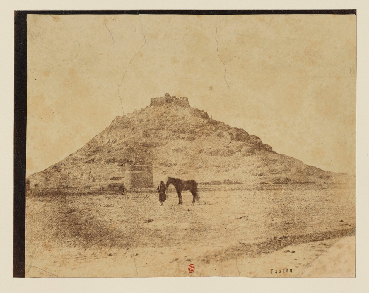 Isfahan, ildfjellet, det gamle Gebre -tempelet av Luigi Pesce