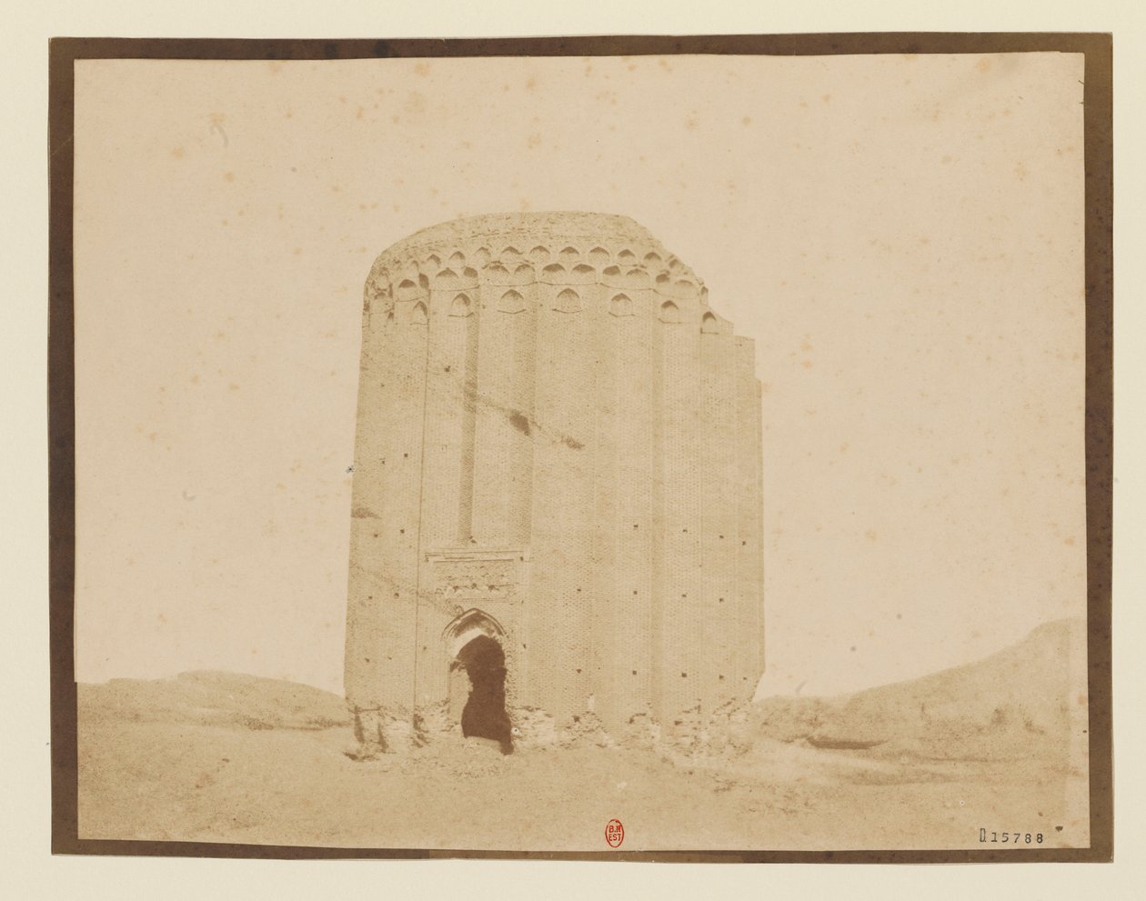 Reï, Rayy tower, Tughril mausoleum av Luigi Pesce
